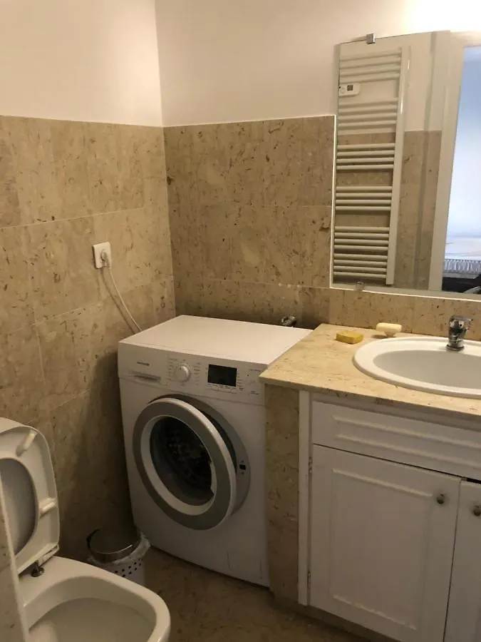 Apartment Juan-Les-Pins Residentiel, Grand Studio Proche Plages Et Commerces Antibes